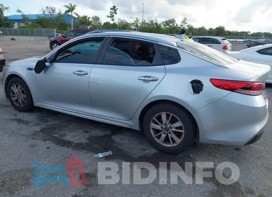 5XXGT4L35JG227803 Photo# 6