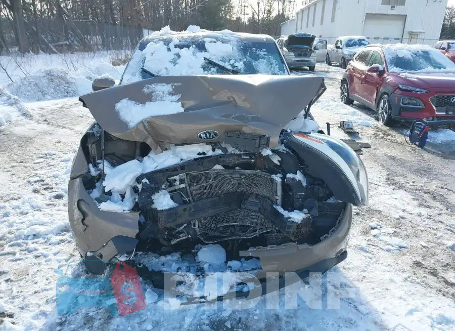 KNDJN2A2XF7190682 Photo# 12
