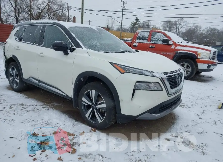JN8BT3CB4PW481591 Photo# 1