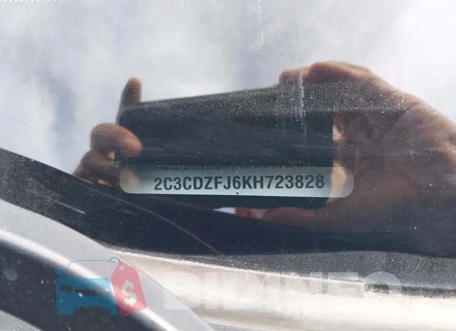 2C3CDZFJ6KH723828 Photo# 17