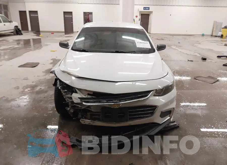 1G1ZB5ST8HF150414 Photo# 13