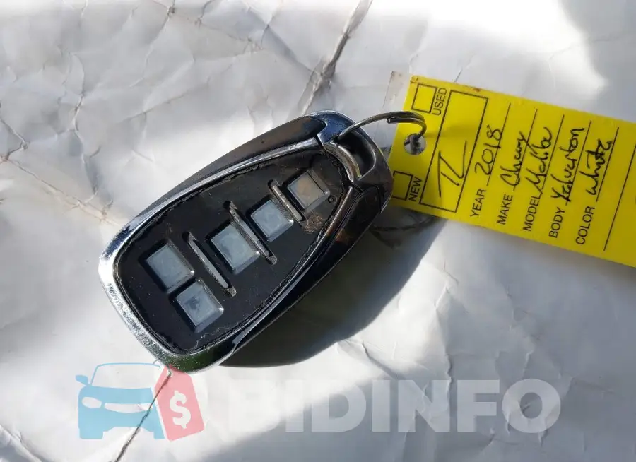1G1ZD5ST4JF170174 Photo# 11