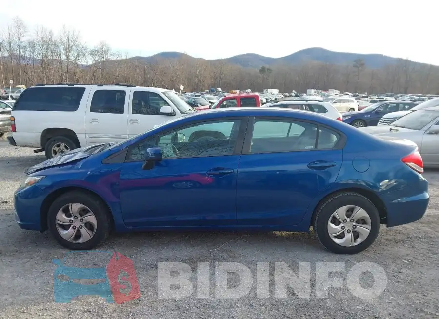 19XFB2F57FE218746 Photo# 14