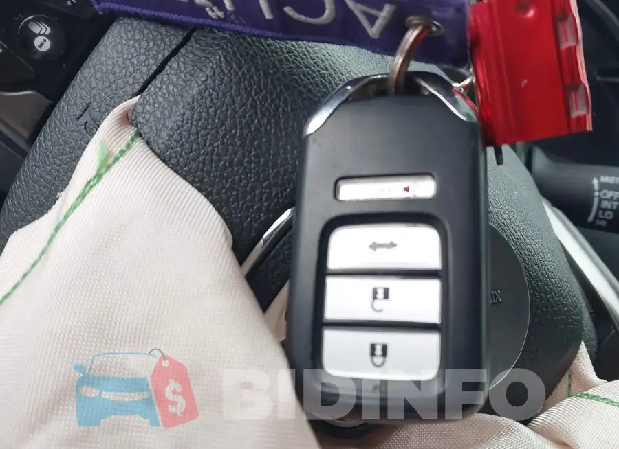 2HGFC1E53KH701725 Photo# 11