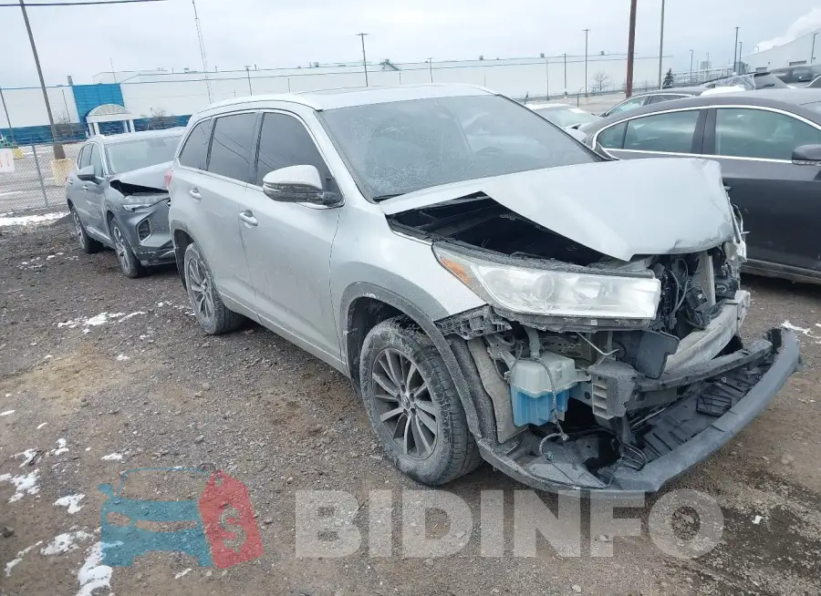 5TDJZRFH2JS558250 Photo# 1