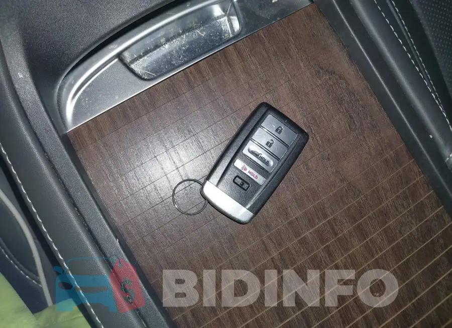 5J8TC2H7XML030078 Photo# 11