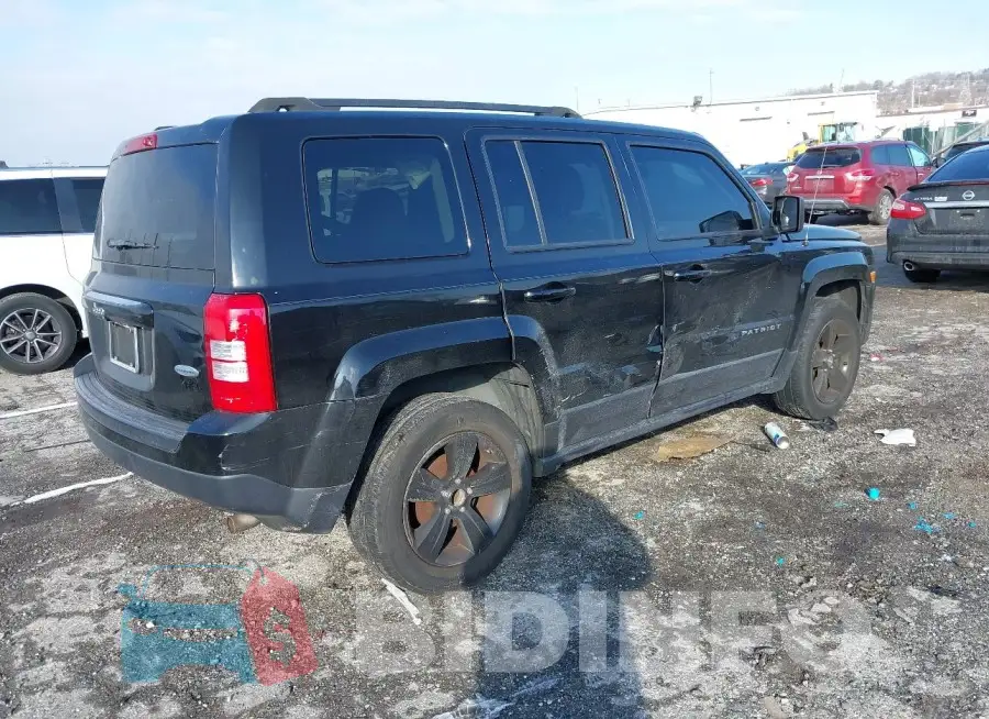 1C4NJPFB9HD102504 Photo# 4