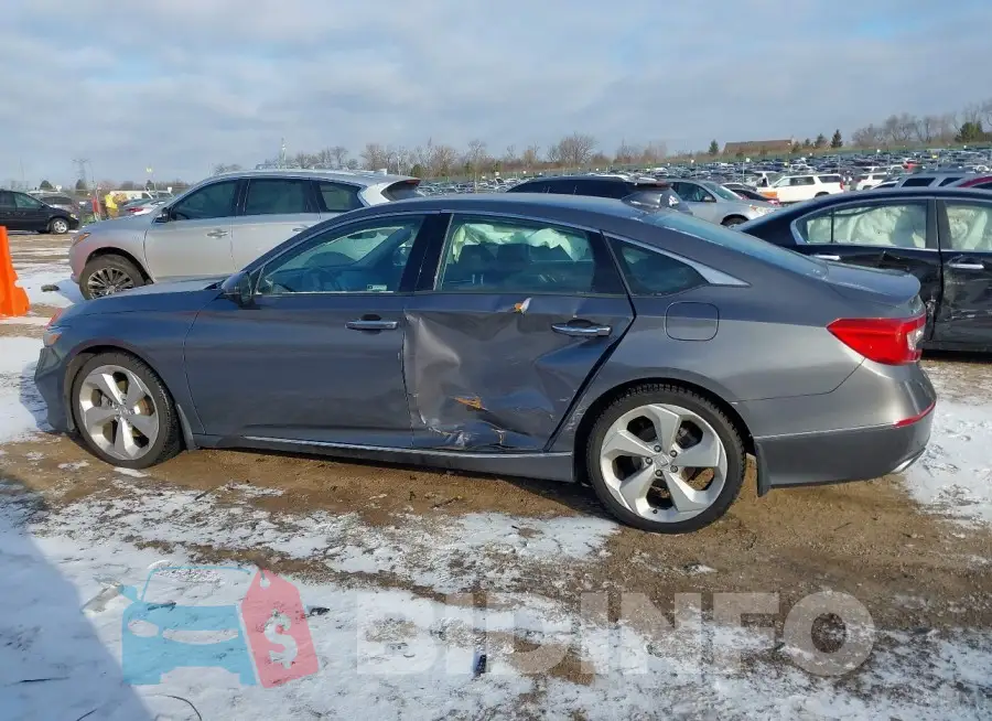 1HGCV2F90JA040673 Photo# 14