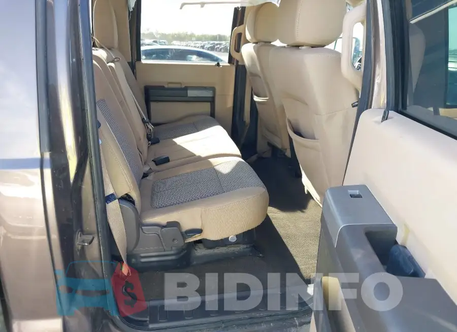 1FT7W2BT2FED65128 Photo# 8