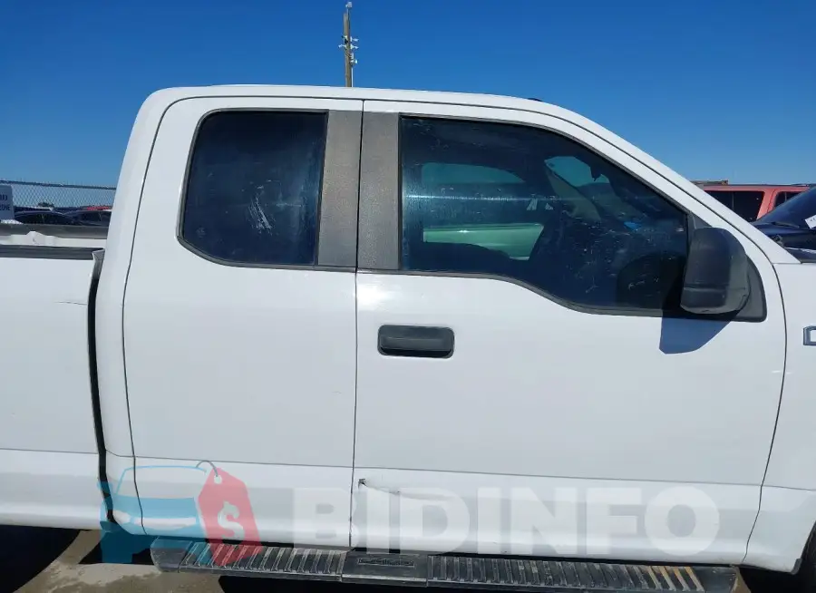 1FTFX1E59JKF11731 Photo# 14