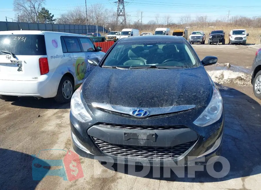 KMHEC4A41FA129904 Photo# 12