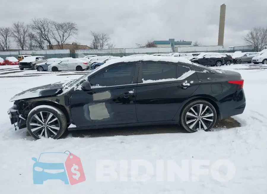1N4BL4CV2KC181575 Photo# 14
