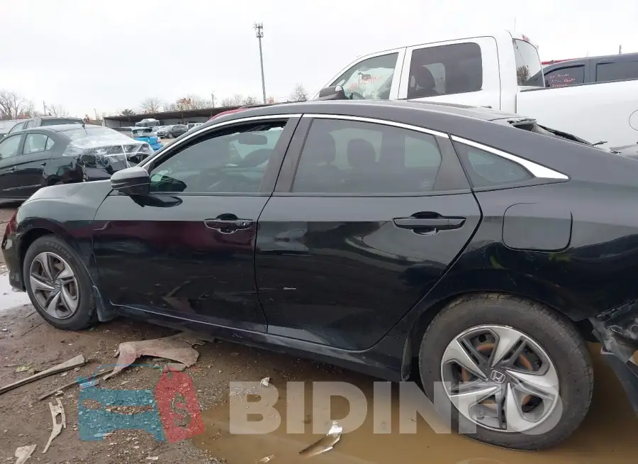 19XFC2F60LE008104 Photo# 13