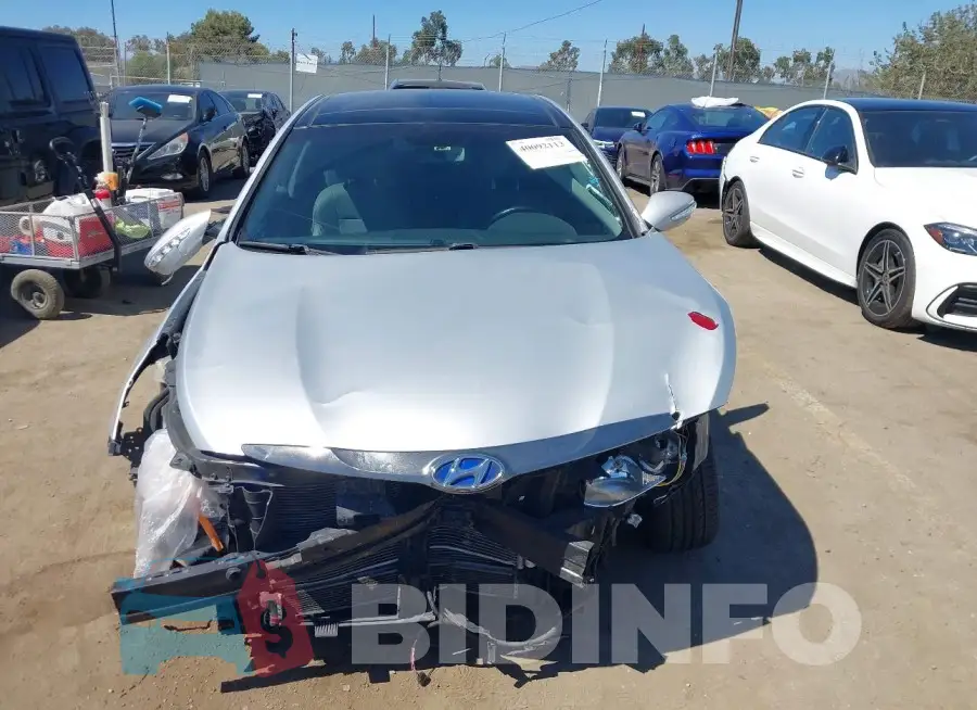 KMHEC4A40FA130008 Photo# 13