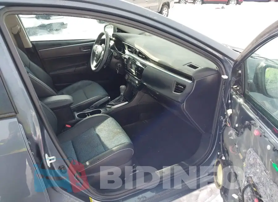 2T1BURHE8FC313734 Photo# 5