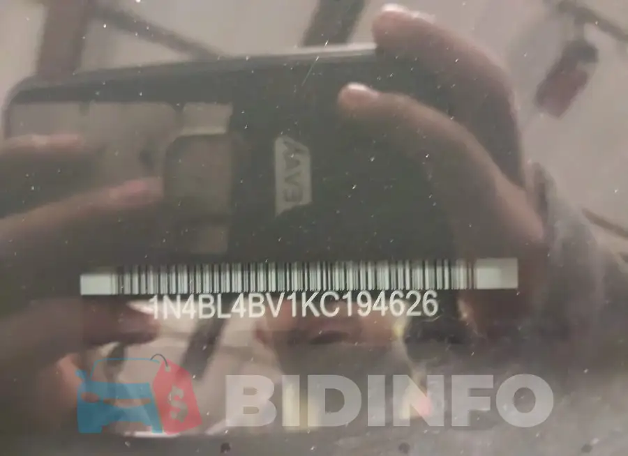 1N4BL4BV1KC194626 Photo# 9