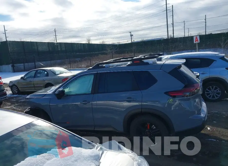 5N1BT3BB3SC788124 Photo# 15