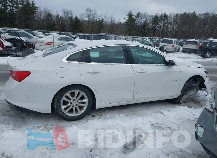 1G1ZD5ST5JF267531 Photo# 12
