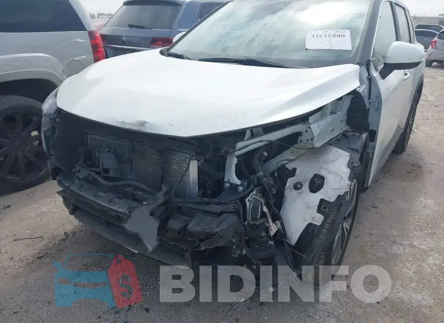 5N1BT3BA6PC843647 Photo# 6