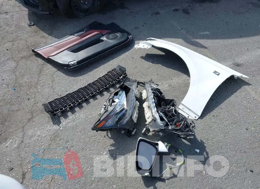 JTHBE1BL3FA008148 Photo# 12