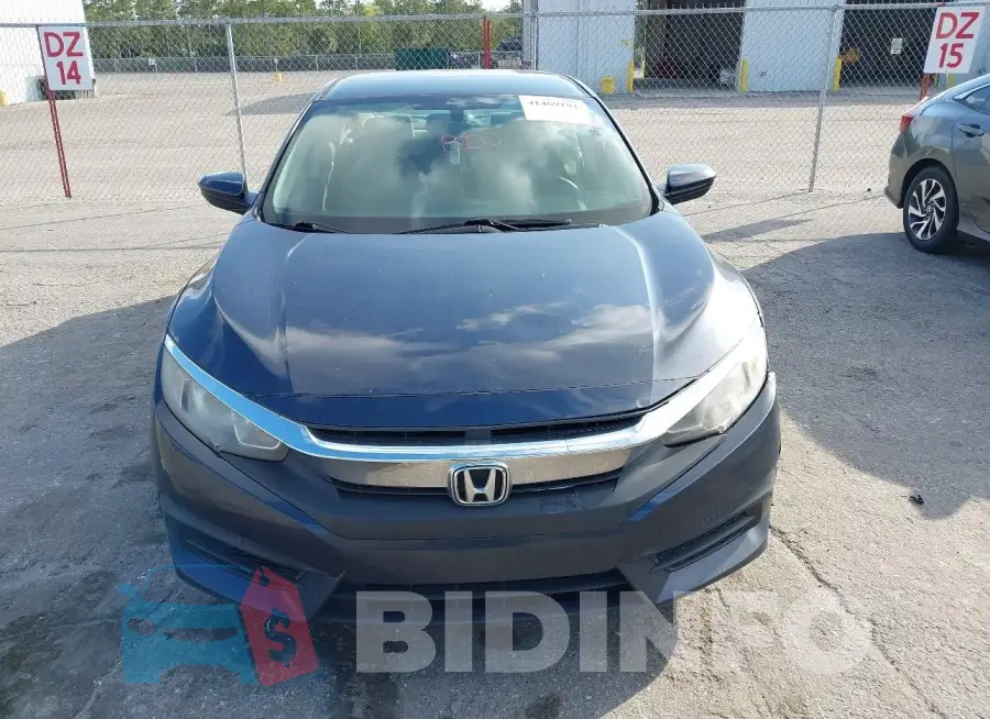 19XFC2F58HE033833 Photo# 12
