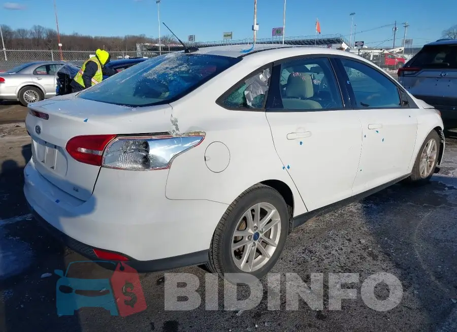 1FADP3F20HL225672 Photo# 4