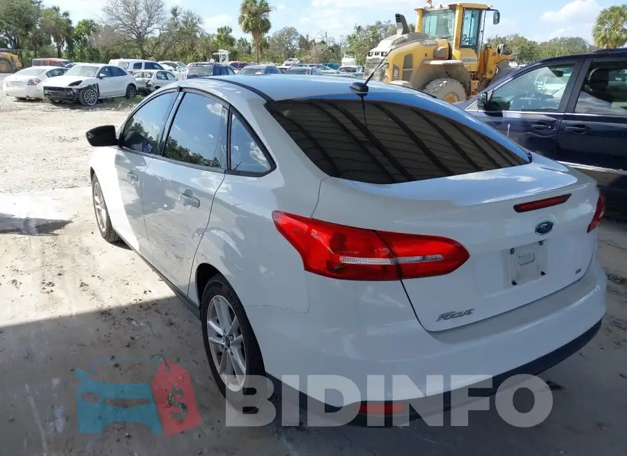 1FADP3F2XJL212708 Photo# 3