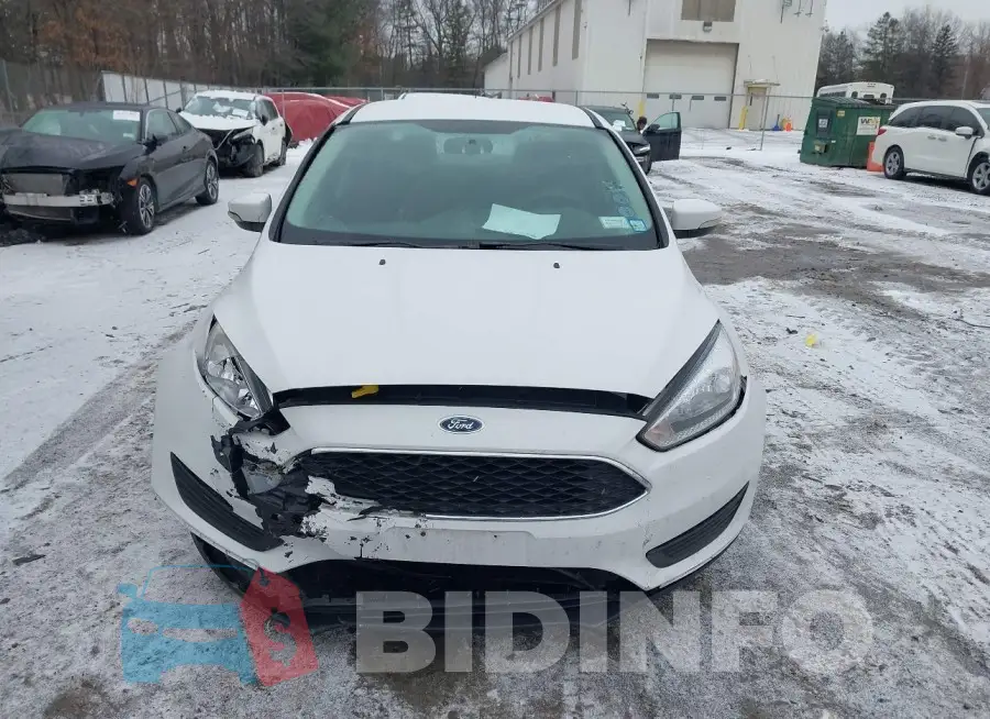 1FADP3FE5HL220784 Photo# 12