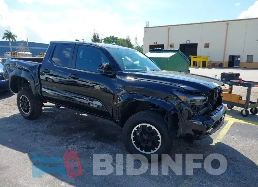 3TYLB5JN7RT016547 Photo# 1