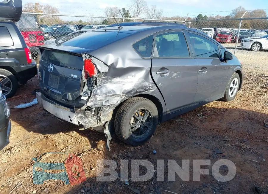 JTDKN3DU8F1974739 Photo# 4