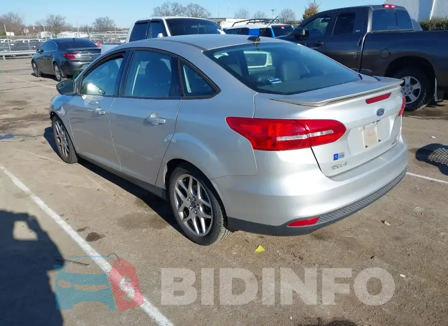 1FADP3F24FL360506 Photo# 3