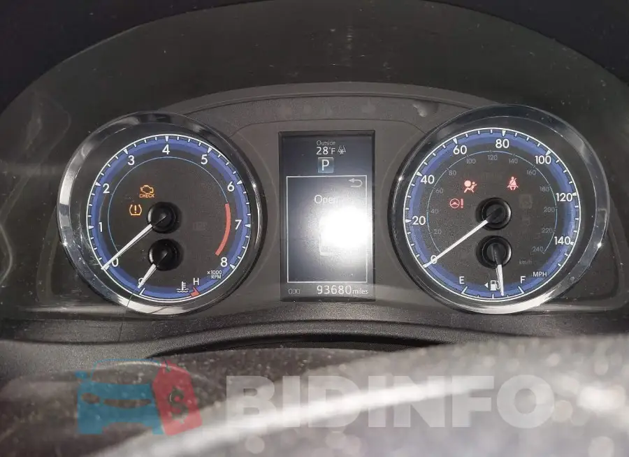 2T1BURHE3HC760135 Photo# 7