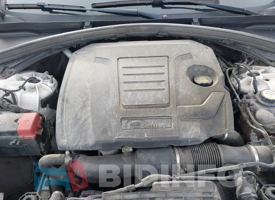 SALYL2RX6JA715634 Photo# 10