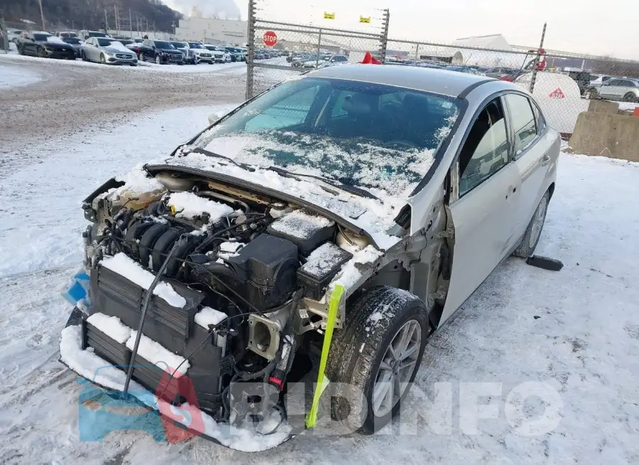 1FADP3F27JL267729 Photo# 6