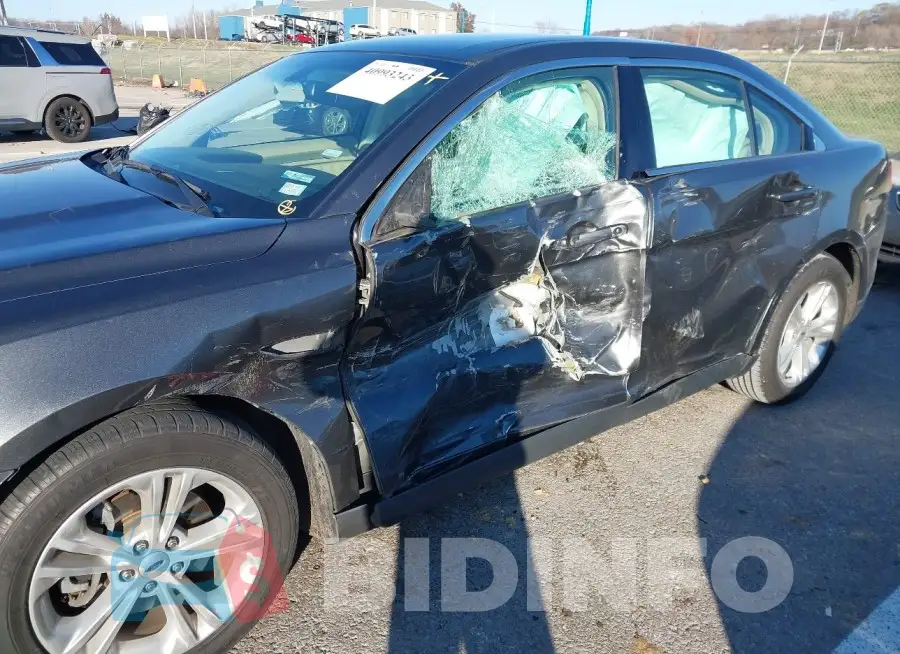 1FAHP2E85JG103762 Photo# 6