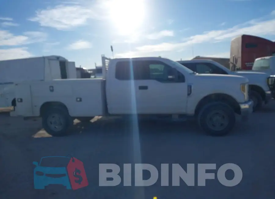1FT7X3B69KED70740 Photo# 13