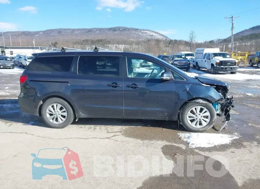 KNDMB5C19H6308693 Photo# 13