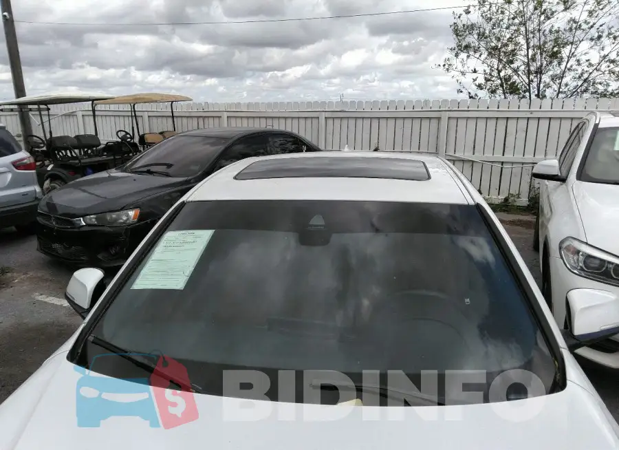 WBA8E9G5XGNU28016 Photo# 17