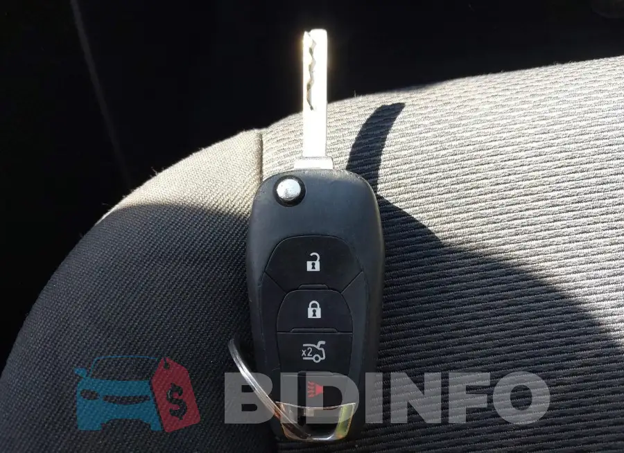 1G1BE5SM8H7129073 Photo# 11
