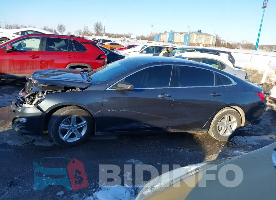1G1ZB5ST1KF193404 Photo# 15