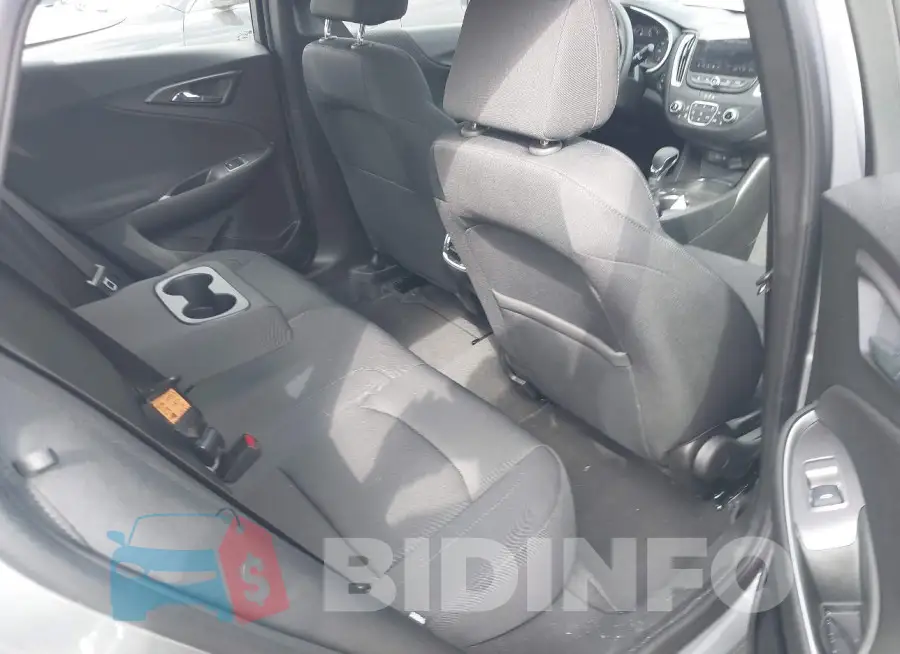 1G1ZD5ST0SF137464 Photo# 8