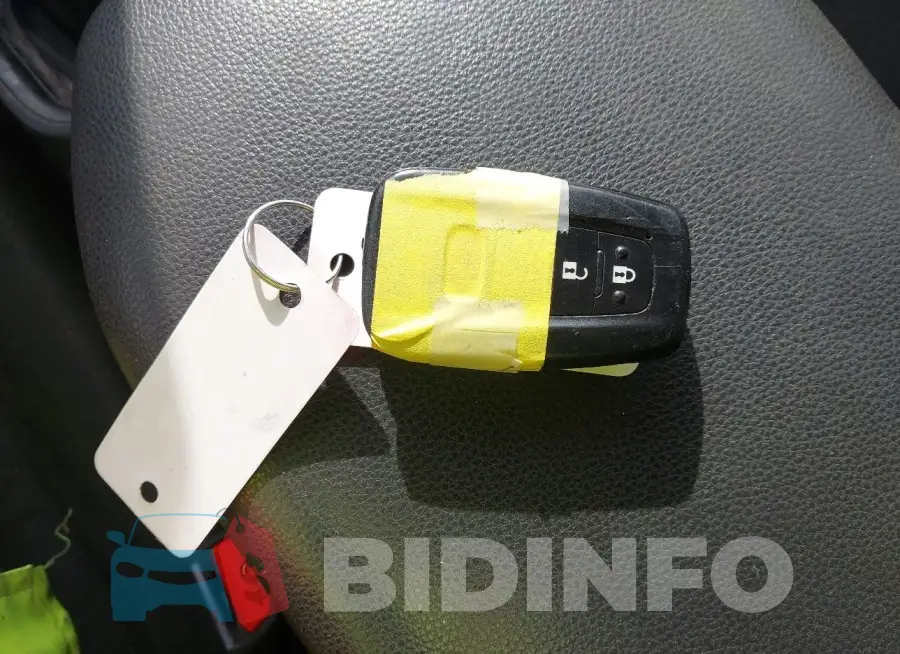 JTMP1RFV9KD008225 Photo# 11