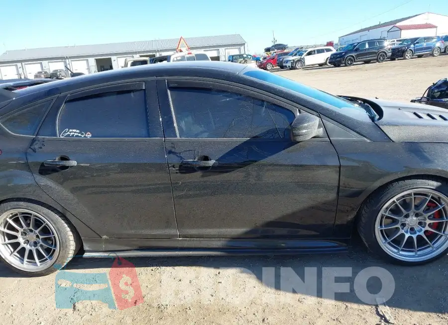 1FADP3L97GL203216 Photo# 13