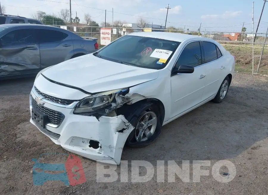 1G11B5SL3FF181144 Photo# 2