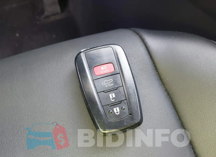 2T3C1RFV6PC232160 Photo# 11