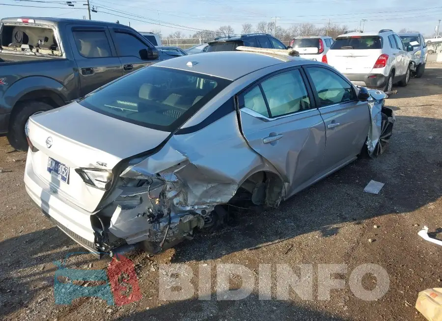 1N4BL4CV1NN384157 Photo# 4