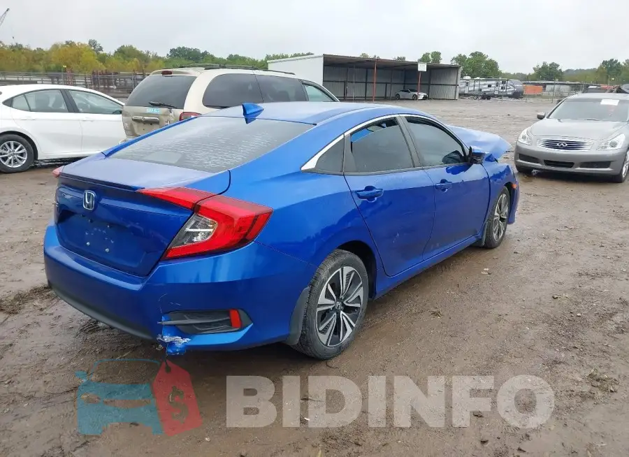 19XFC1F80HE029733 Photo# 4