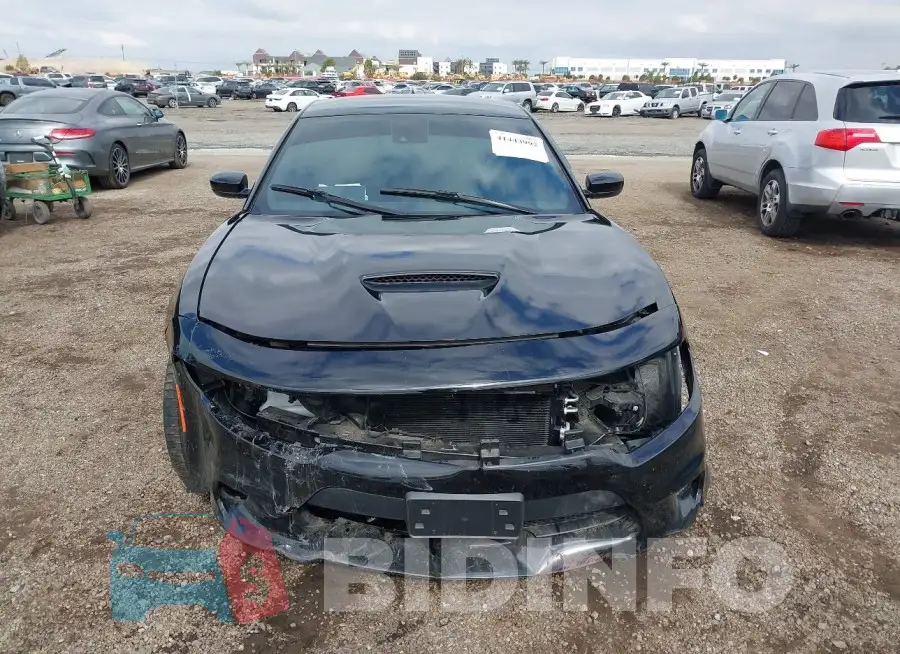 2C3CDXCT5PH686613 Photo# 13