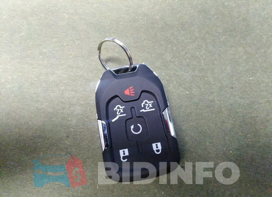 1GNSCBKC9HR161240 Photo# 11