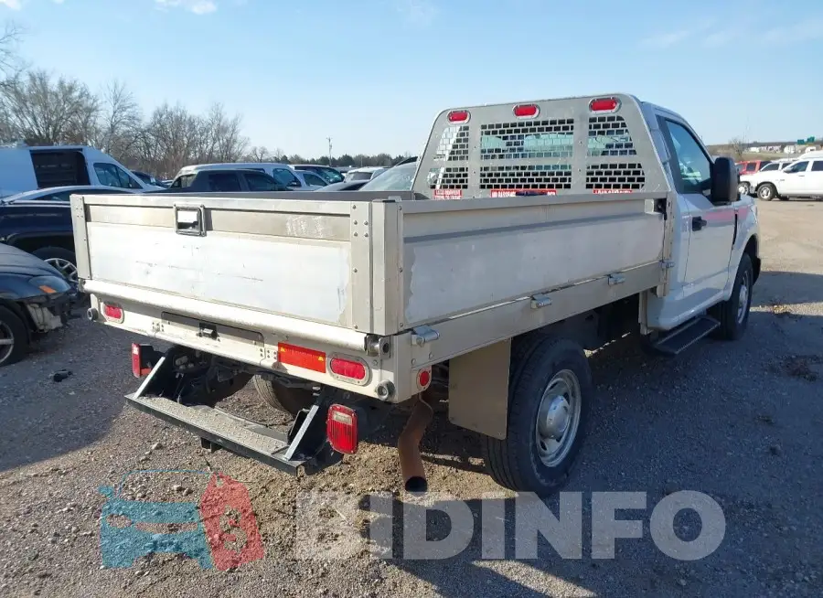 1FDBF2A65JEC48041 Photo# 4